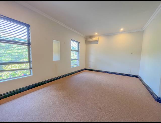 4 BEDROOM TOWNHOUSE FOR SALE IN ZIMBALI ESTATE